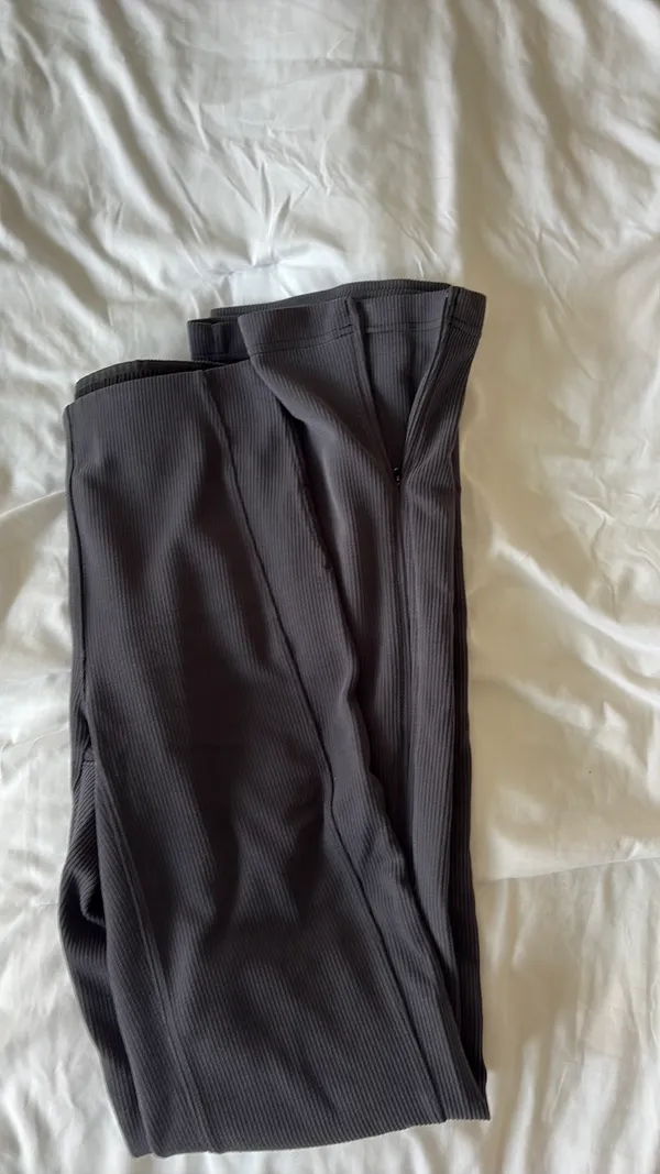 Lululemon Groove Flare Pants High-Rise - Image 3