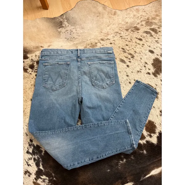 MOTHER The Looker Crop Jeans in Independent Studies Size 32‎ - Image 3