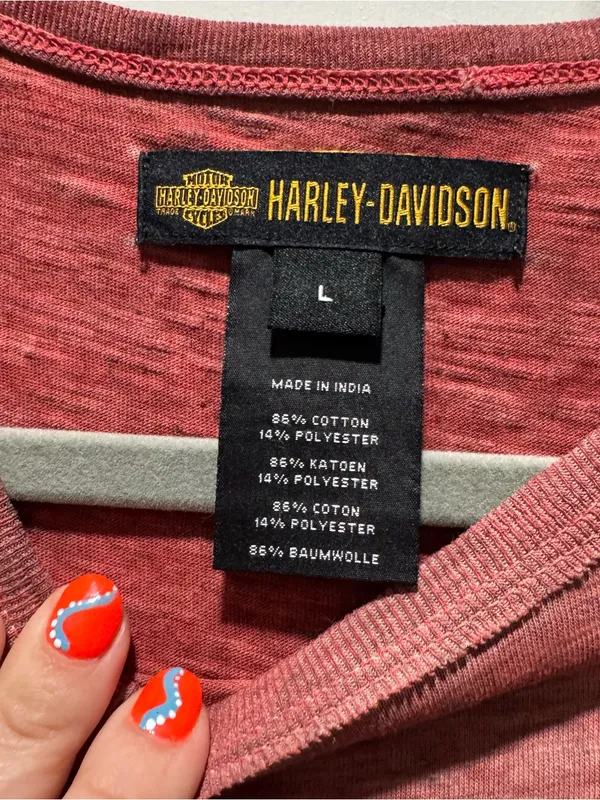 Women’s Harley Davidson shirt. - Image 3