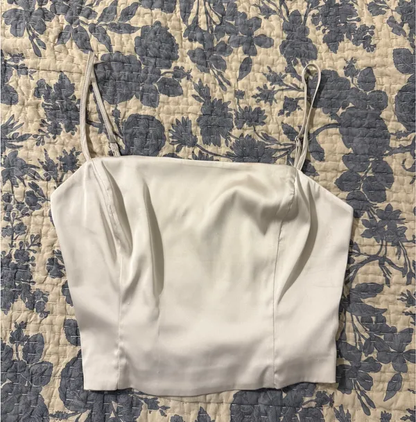 Summer Best Top Aritzia - Image 2