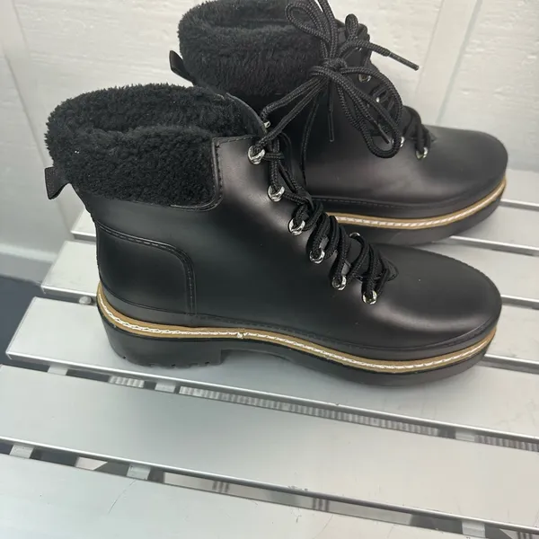 Marc Fisher Black Lined Rubber Fairly Waterproof Winter Lace Up Boots SZ… - Image 5