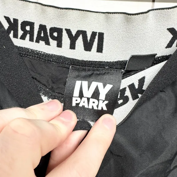 Ivy‎ Park Short Women Size Large Black Athletic Elastic Waist Logo Shorts Casual - Image 6