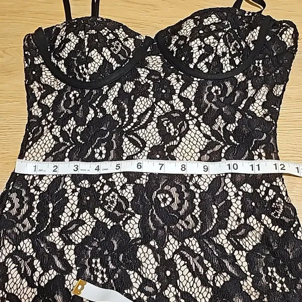 Revamped -1206 NWT‎ Lined Lace Black Dress Medium - Image 7