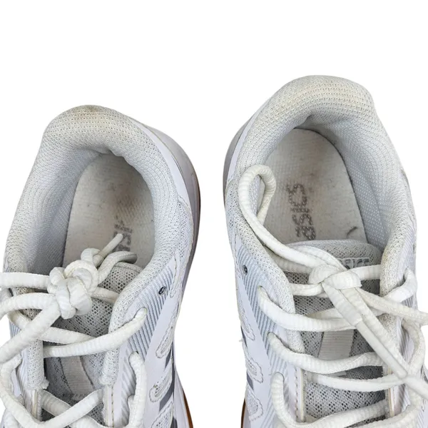 Asics Upcourt 5 Volleyball Shoes Womens 3.5 White Pure Silver Gum - Image 8