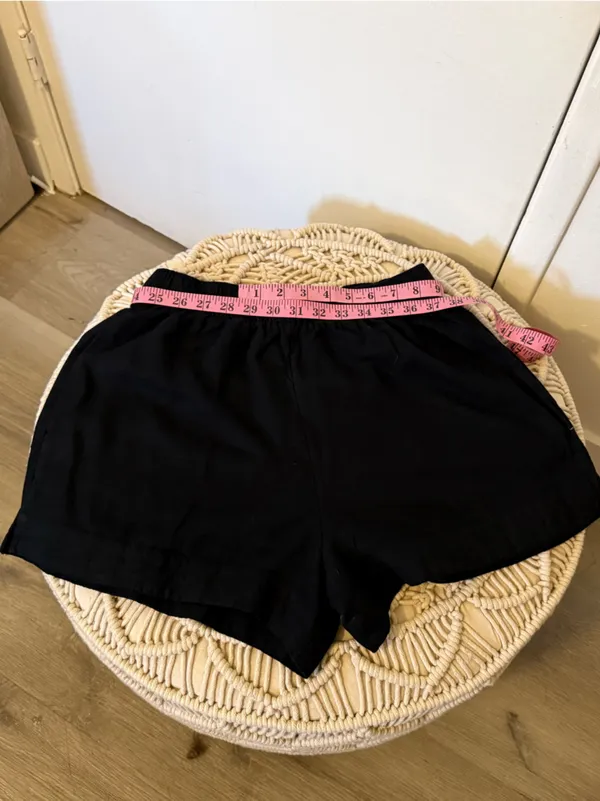 Abercrombie & Fitch Black Elastic Waist Shorts - Image 7