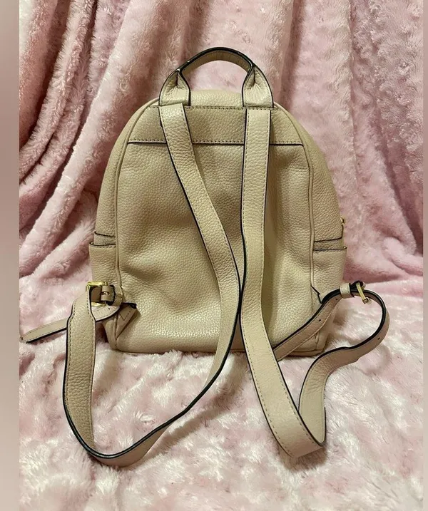 Michael Kors Leather backpack - Image 2