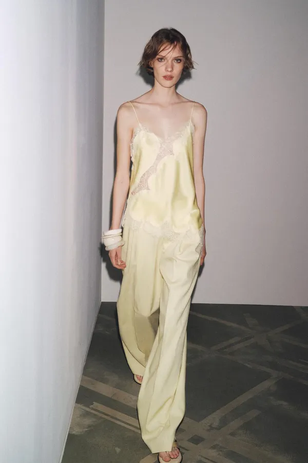 Zara Lace-Trim Satin Cami Top in Pale Butter Yellow - Image 2