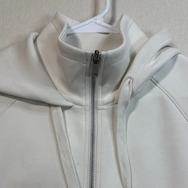 Calia Women's Classic White Zip-Up Vest - Image 7