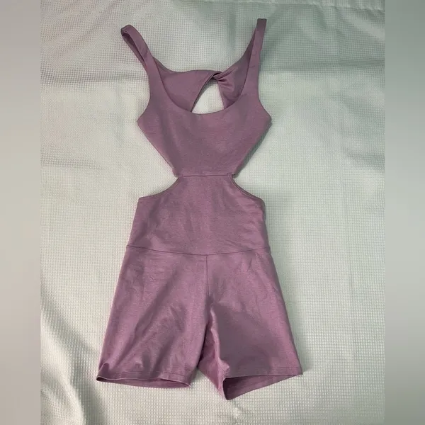 WellBeing + BeingWell LoungeWell Ziggy 4 Inch Romper‎ XXS Athleisure Pilates - Image 4