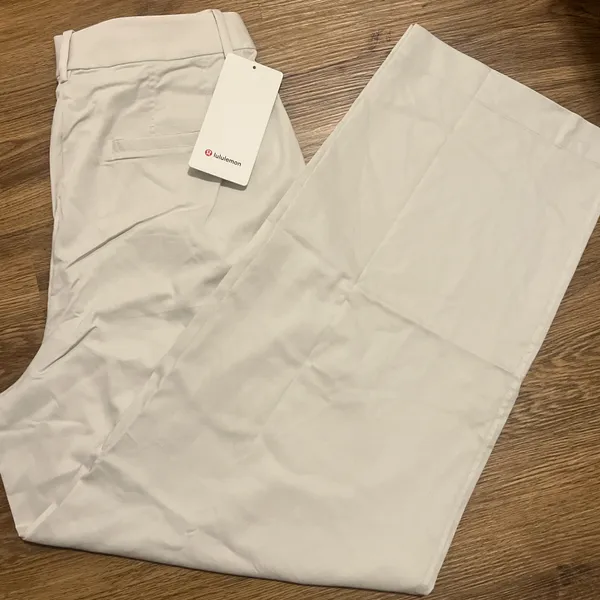 Pleat Front High Rise Trouser *Regular - Image 3