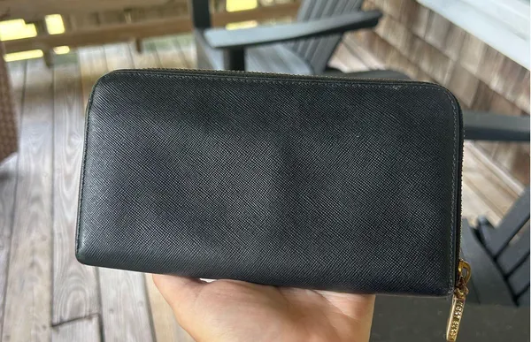 Tory Burch Leather Wallet Black - Image 2