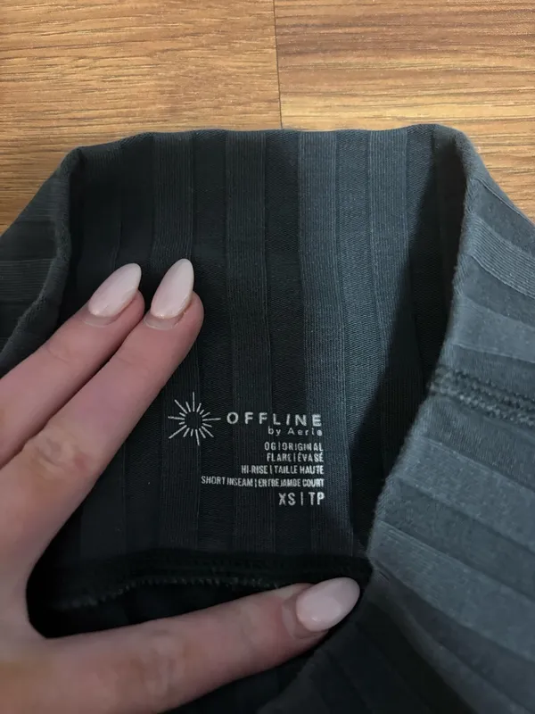 Black/grey aerie flare ribbed leggings - Image 2
