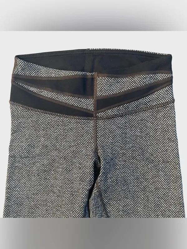 Lululemon Wunder Under Pant Giant Herringbone Black Heathered Size 6 - Image 4