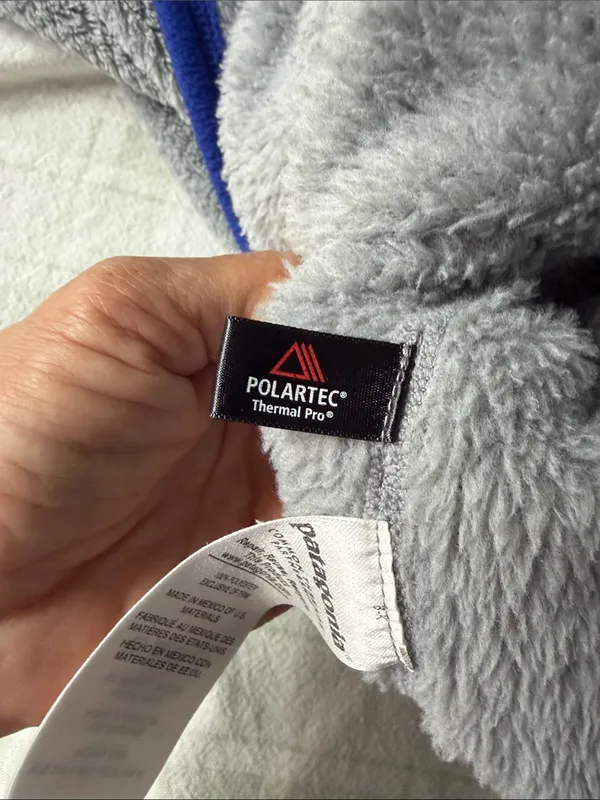 Patagonia Light Gray Fleece Zip-Up with Blue Trim - Image 7