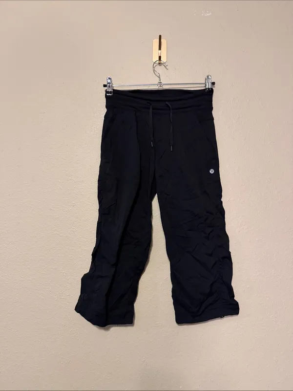 Lululemon Y2K Dance Studio Crop Pants Black Size 2 - Image 3