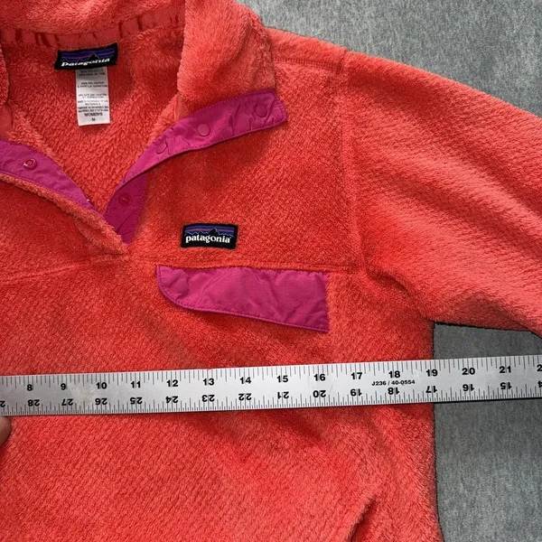 Patagonia Women's 1/4 snap on Teddy Fleece Jacket Sweater Size M - Image 7