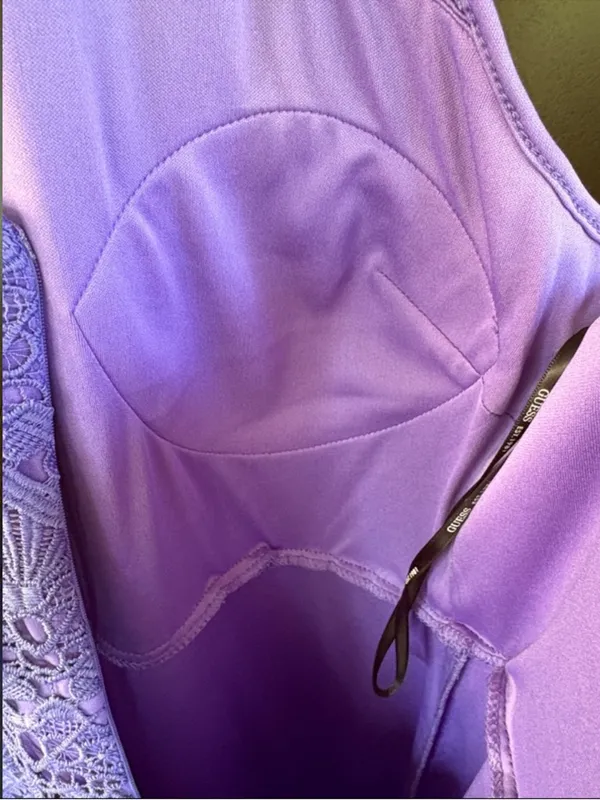 NWT GUESS Geo Lace Flounce Hem Dress Violet Size 8 - Image 10