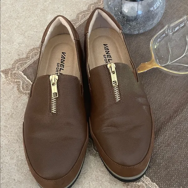 Vaneli Tan Leather Slip-On Loafers 7.5 wide - Image 2