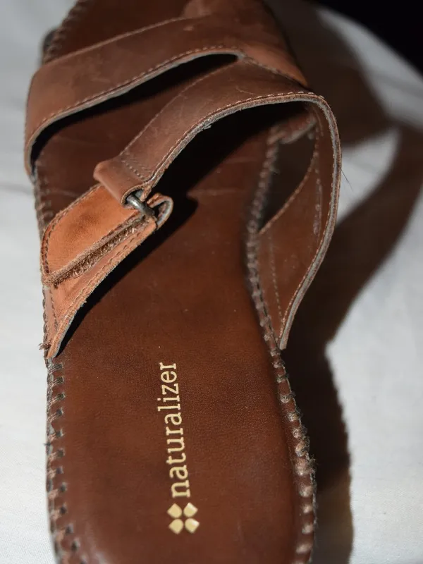 Naturalizer Brown Slip On Slide Sandals Size 9.5 - Image 5