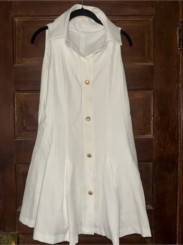 entro White Sleeveless Collared Dress with Gold Buttons with pockets - Image 3