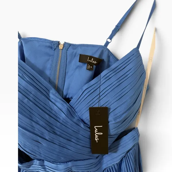 Lulus Got the Glam Blue Pleated Cutout Maxi Dress size Small NWT - Image 5