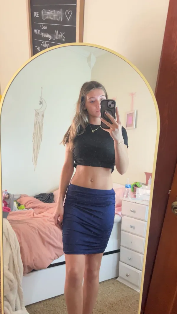 Dark Blue skirt amazon!  - Image 3