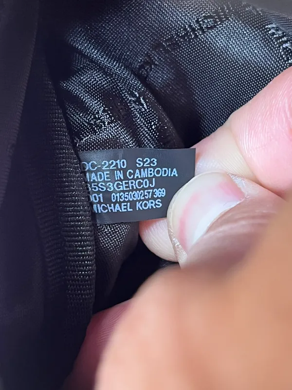 Michael Kors Belt Bag - Image 12