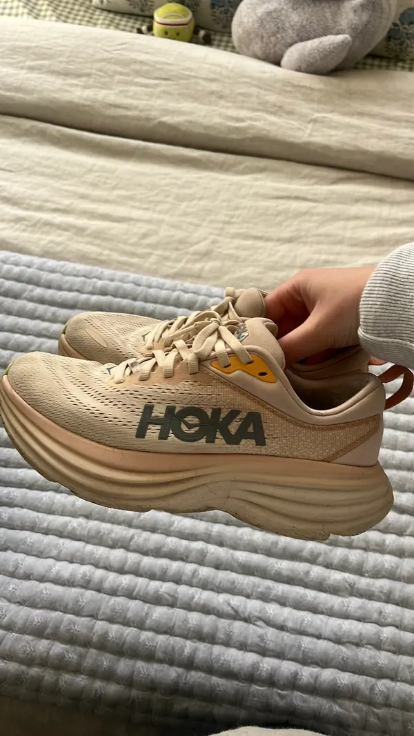 Hoka Running Shoes Women’s Bondi - Image 3