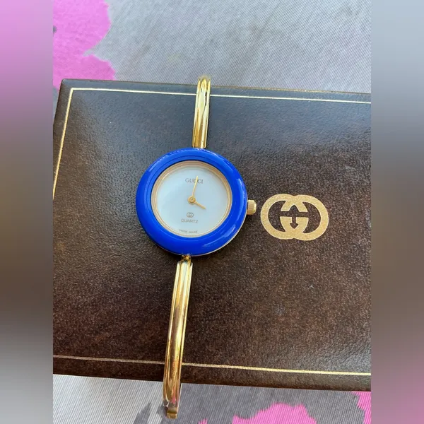 NICE GUCCI bangle watch set 💜🩵💙❤️🤎💗💛💚 - Image 2