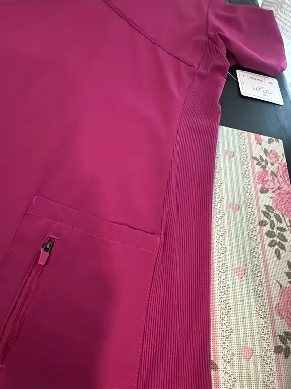 Ladies Scrub Top in festival fuchsia Sz L by Crush NWT - Image 6