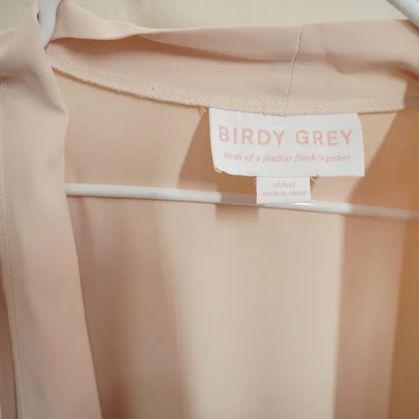 Birdy Grey Pale Pink Cream Ruffle Hem Bell Sleeve Bridal Party Robe XL/XXL Satin - Image 4