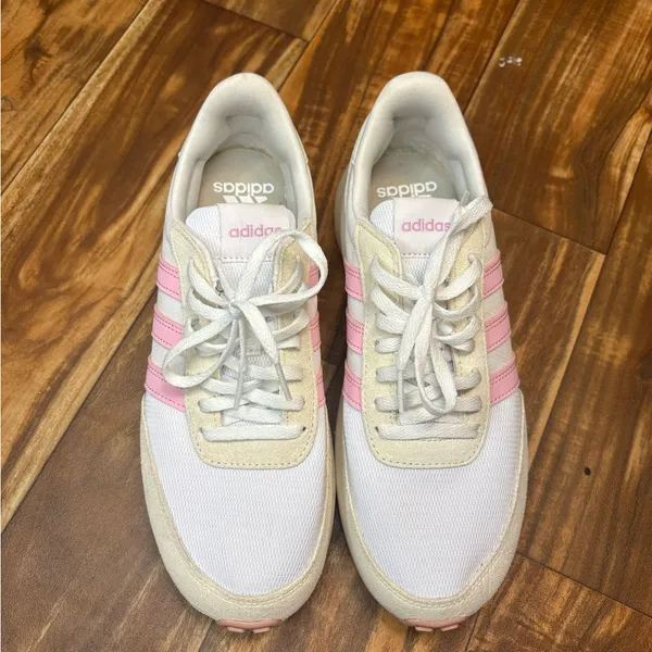 Adidas Women's Pink and Cream Sneakers - Image 3