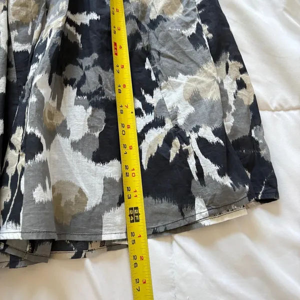 Merona Midi Skirt Womens XS‎ Black Grey Floral 100% Cotton Smocked Waist A-Line - Image 2
