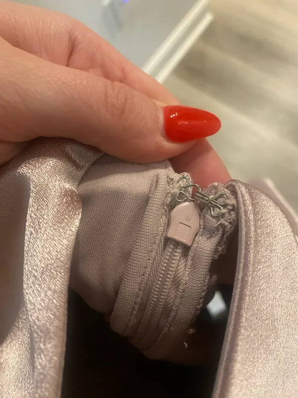 Pink satin dress Size L - Image 3