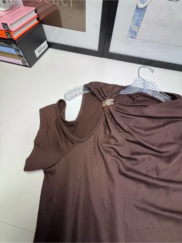 SHEIN Brown Asymmetrical Cold Shoulder Gold Ring Detail Top Plus OXL NWOT Chic - Image 6