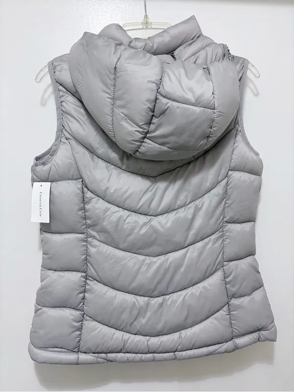 Charter Club Packable Hooded Puffer Vest Small NWT - Image 3