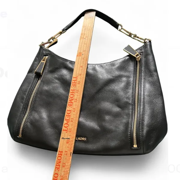 MICHAEL Michael Kors Matilda Pebbled Leather Shoulder Bag / Hobo in Black - Image 7