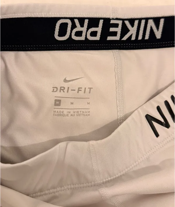 White Nike pro spandex - Image 3