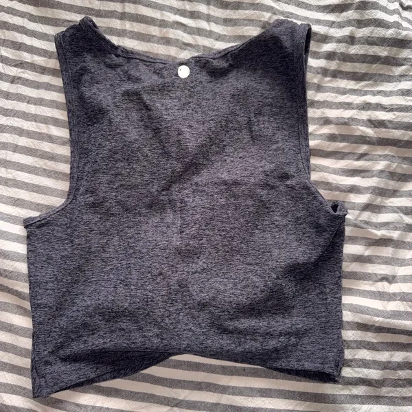 Yogalicious 🌸Yogalicous Twist Front Sleeveless Crop Top - Charcoal - Image 2