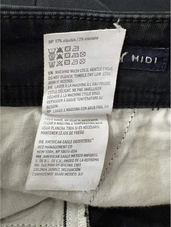 American Eagle Outfitters Black Chino Shorts Mid Rise Stretch Pockets Size 4 - Image 9