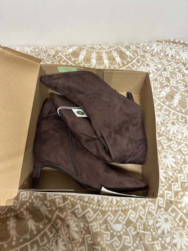 a new day Brown Knee-High Pointed-Toe Heeled Boots - Image 12