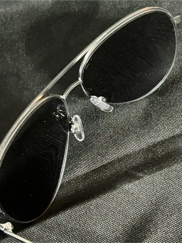 Tahari Silver Aviator Sunglasses Mirrored Lenses - Image 12