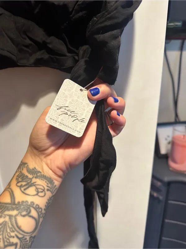 NWT Free People Top- Black $58 MSRP - Image 5