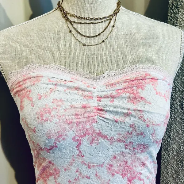 🎀PINK x LoveShackFancy Strapless Lace Mini Dress Ruffles Charlamagne Harbor Pink - Image 7