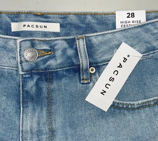 Pacsun NWT Size 28 Thomas Blue Denim Distressed High Rise Festival Jean Shorts - Image 4