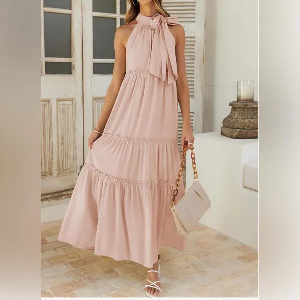 Zesica, NWT Chic Blush Halter Maxi Dress, M Pink Size M - Image 2