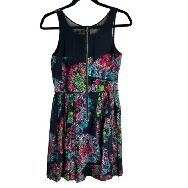 Broadway & Broome Silk Floral Pleated Mini Dress Size 0 - Image 3