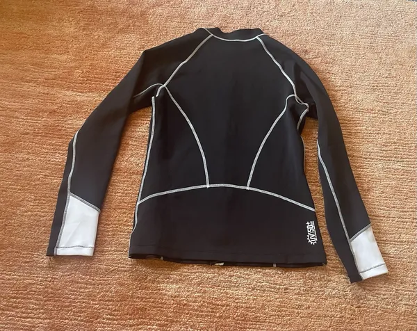 ELLE Beach House Sport Women Zip Front UV +50 Long Sleeve Track Jacket - Image 6