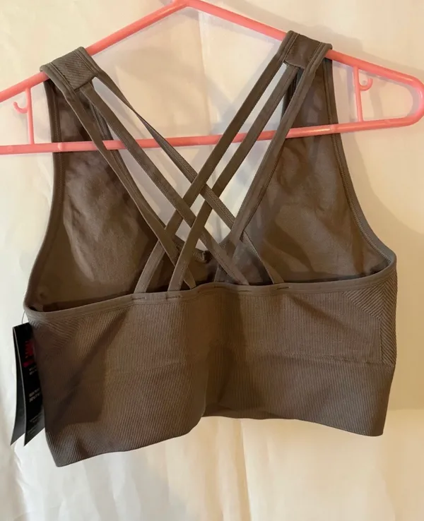 New Balance Strappy Seamless Sports Bra - Gray - Image 3
