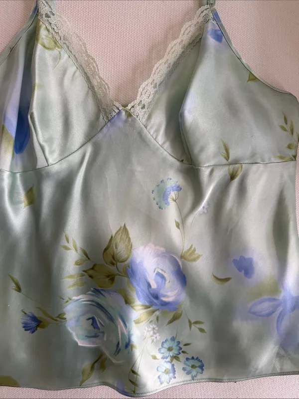 Secret Treasures Y2K Satin Floral Lace Cami Top - Image 3